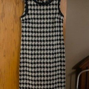 Houndstooth sleeveless dress